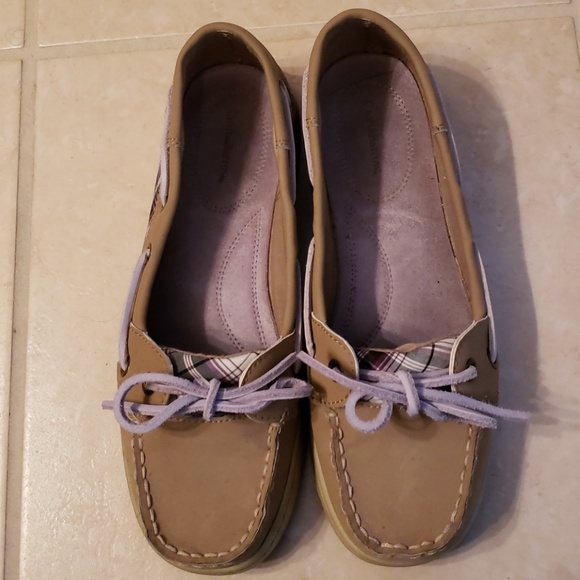 Boat shoes - Picture 1 of 3